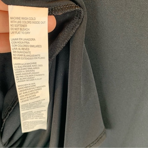 Fabletics Black Vivienne Cross  Open Back Short Sleeve Tee sz S - Picture 8 of 8